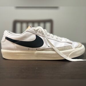 Men’s Nike Blazer Low 77 Size 10.5